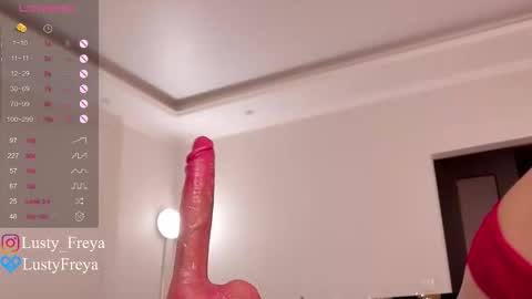 Freya    online show from January 6, 2:43 pm