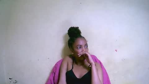 lutchia online show from September 24, 7:20 pm