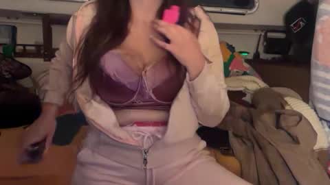 luuunaheartxxx online show from November 21, 6:00 am