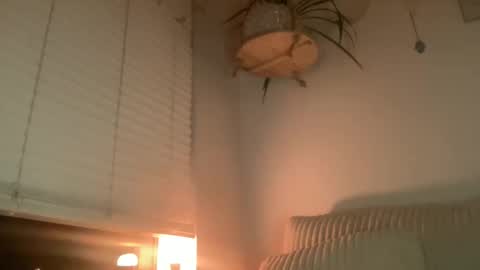 luvursdestiny online show from February 12, 5:05 am