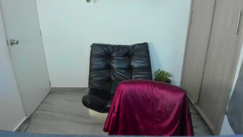 luxrx online show from May 8, 7:08 pm