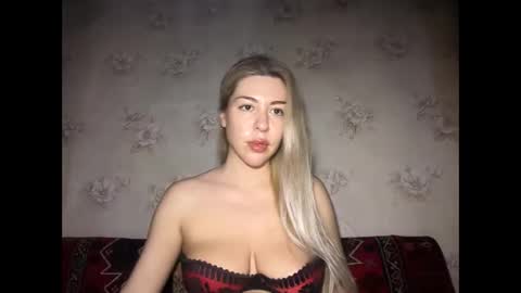 LuxSonyaStar online show from February 2, 9:11 pm