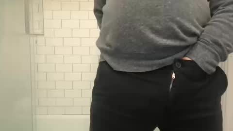 lvguynextdoor440656 online show from March 13, 12:58 am