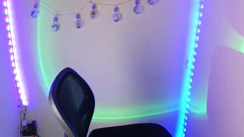 Call me Lia  online show from November 24, 10:52 pm