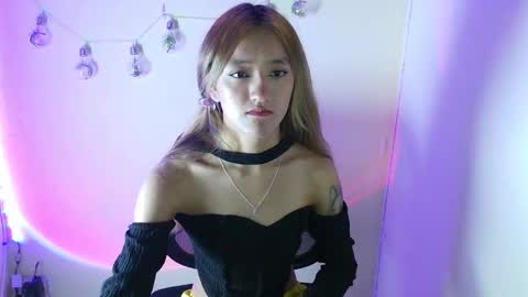 Call me Lia  online show from January 7, 9:31 pm