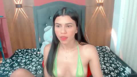 lyanamerry03 online show from November 7, 2:03 am