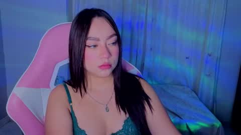 lyavalmont online show from May 30, 1:59 am