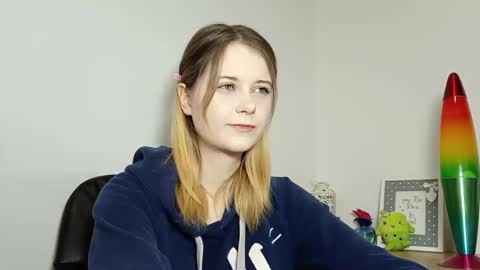 Lydia online show from December 1, 7:23 pm