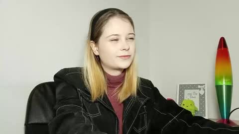 Lydia online show from November 11, 7:27 pm