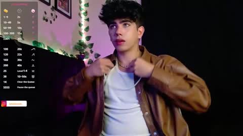 Lyle Bennett Freelance Model online show from January 27, 11:11 am