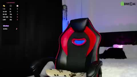 Lyle Bennett Freelance Model online show from September 11, 12:50 pm