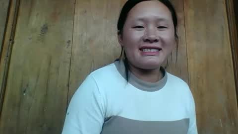 Snapshot of lylymai chatting on September 27, 8:01 am lylymai online show from September 27, 8:01 am