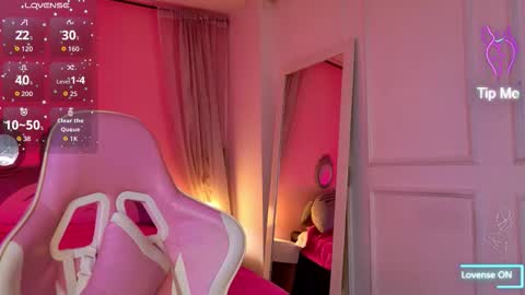 Lyna love online show from November 25, 11:03 pm