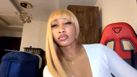 Kay online show from December 21, 5:08 pm