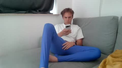 lzpboy online show from June 30, 8:25 am