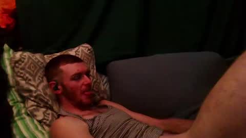 Snapshot of m19261 chatting on December 5, 8:28 pm Even online show from December 5, 8:28 pm