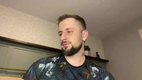 m_stephen online show from May 8, 11:10 pm