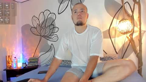   online show from February 23, 11:01 am