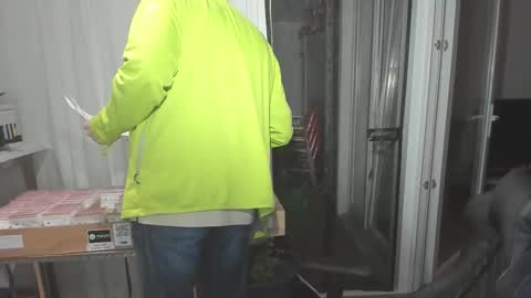 Andy online show from February 15, 9:24 pm