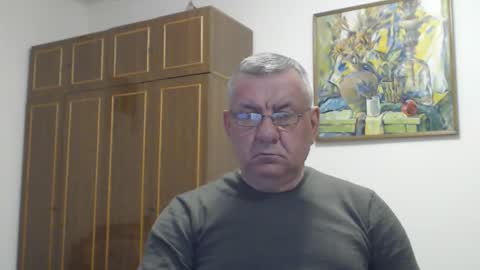 Macho online show from February 18, 9:25 pm