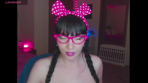 maciimayy online show from March 18, 12:49 am