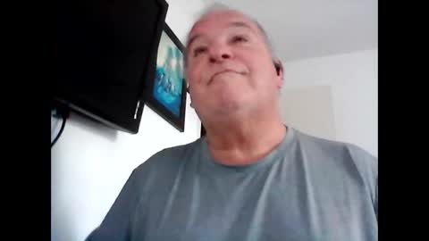 mackdocc001 online show from February 6, 6:35 pm