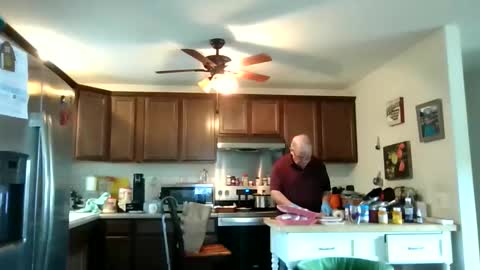 mackdocc001 online show from March 30, 5:46 pm