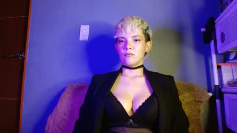 Noah Askew online show from October 23, 5:20 am