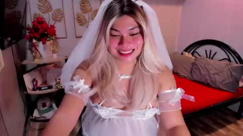 Ivy online show from December 4, 10:15 am