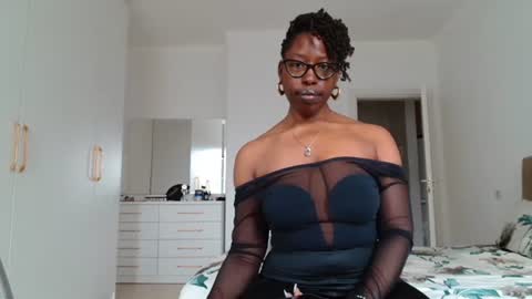 YourMadamIndigo online show from March 4, 7:49 am