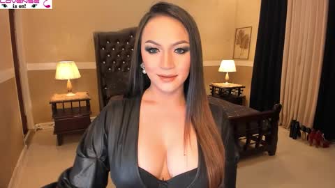 Alison Kloss online show from December 3, 10:54 pm