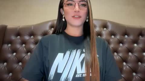 Alison Kloss online show from April 4, 11:12 pm