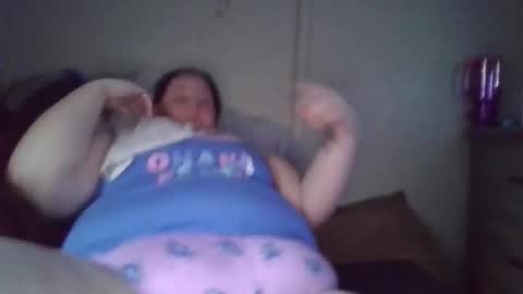 madampumkin online show from April 24, 11:18 pm