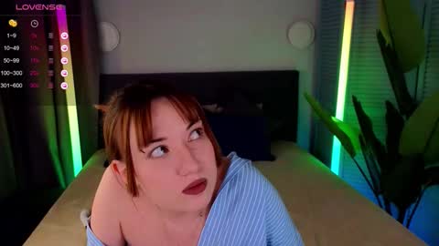 maddygarcia online show from February 5, 1:53 am