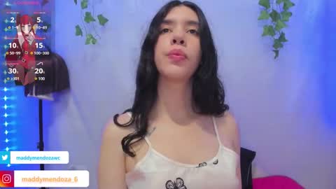 Snapshot of maddymendozaxx chatting on October 20, 4:23 pm Maddy online show from October 20, 4:23 pm