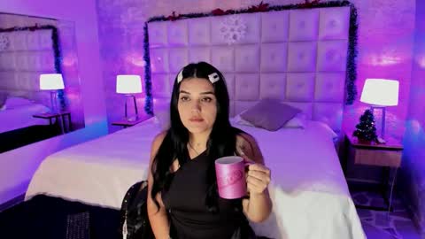 Maddy online show from December 17, 11:39 am