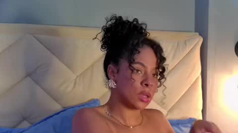 madeleinxxx_ online show from February 9, 9:17 pm