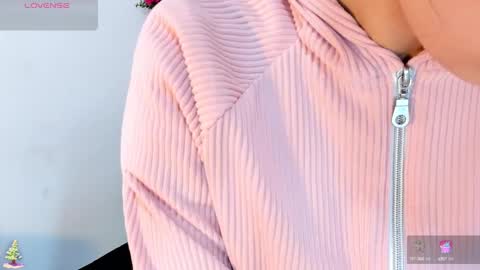 Madelin Clerk online show from December 24, 1:50 pm