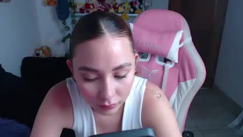 madi_voss online show from July 23, 2:09 am