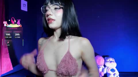 Madison Watson online show from September 16, 9:01 am