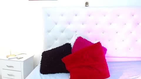 Snapshot of madison_horny69 chatting on March 8, 2:19 pm Jenny  online show from March 8, 2:19 pm