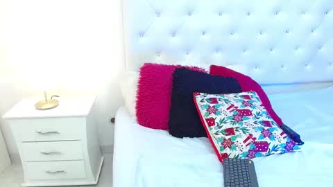 Snapshot of madison_horny69 chatting on March 11, 5:02 pm Jenny  online show from March 11, 5:02 pm