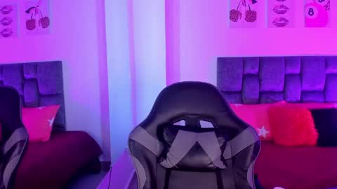 Madison Rosee online show from April 15, 1:31 am