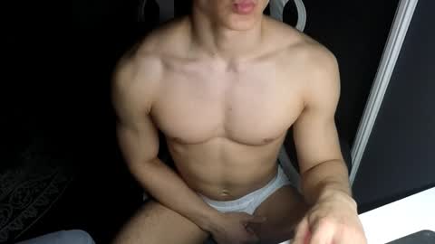 Sexyboymadison online show from March 19, 11:42 pm