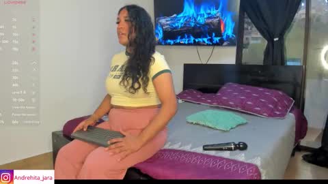 Snapshot of madisonbrunette_lxs chatting on September 20, 11:24 am madison online show from September 20, 11:24 am