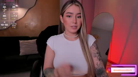 Maddi Collins online show from February 22, 12:08 pm