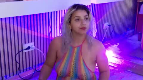 madisonrusso online show from November 9, 11:57 am