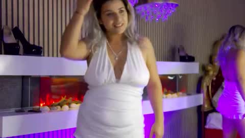 madisonrusso online show from November 7, 8:50 am