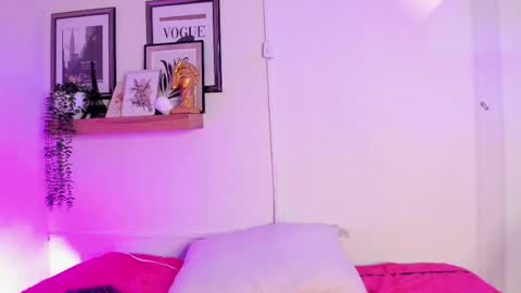    online show from May 27, 7:11 pm