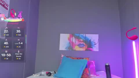 Madi online show from December 17, 5:41 pm